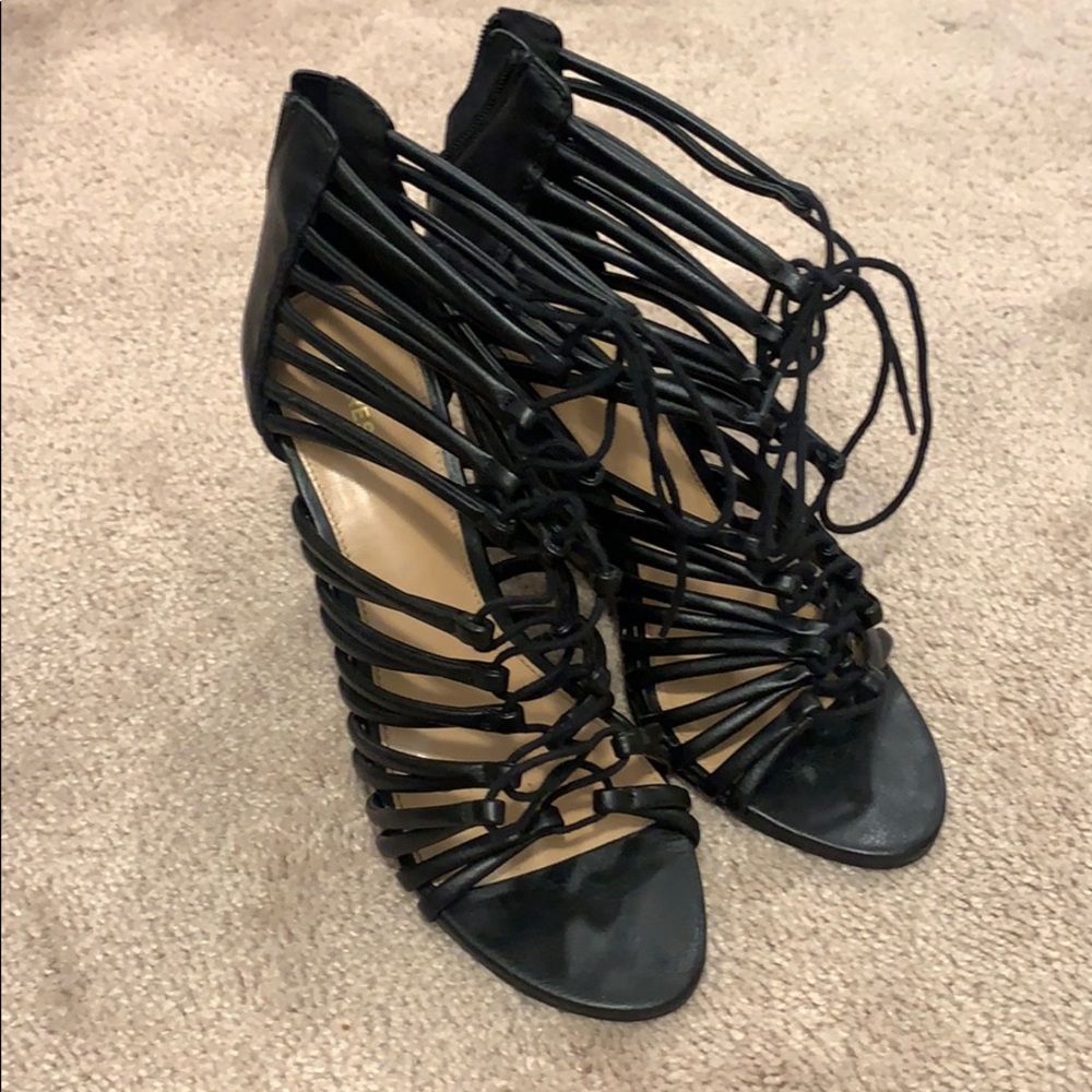 Express wedge sandals